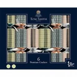 Artwrap Tom Smith 6 Premium Christmas Crackers Dinner Cube By Event