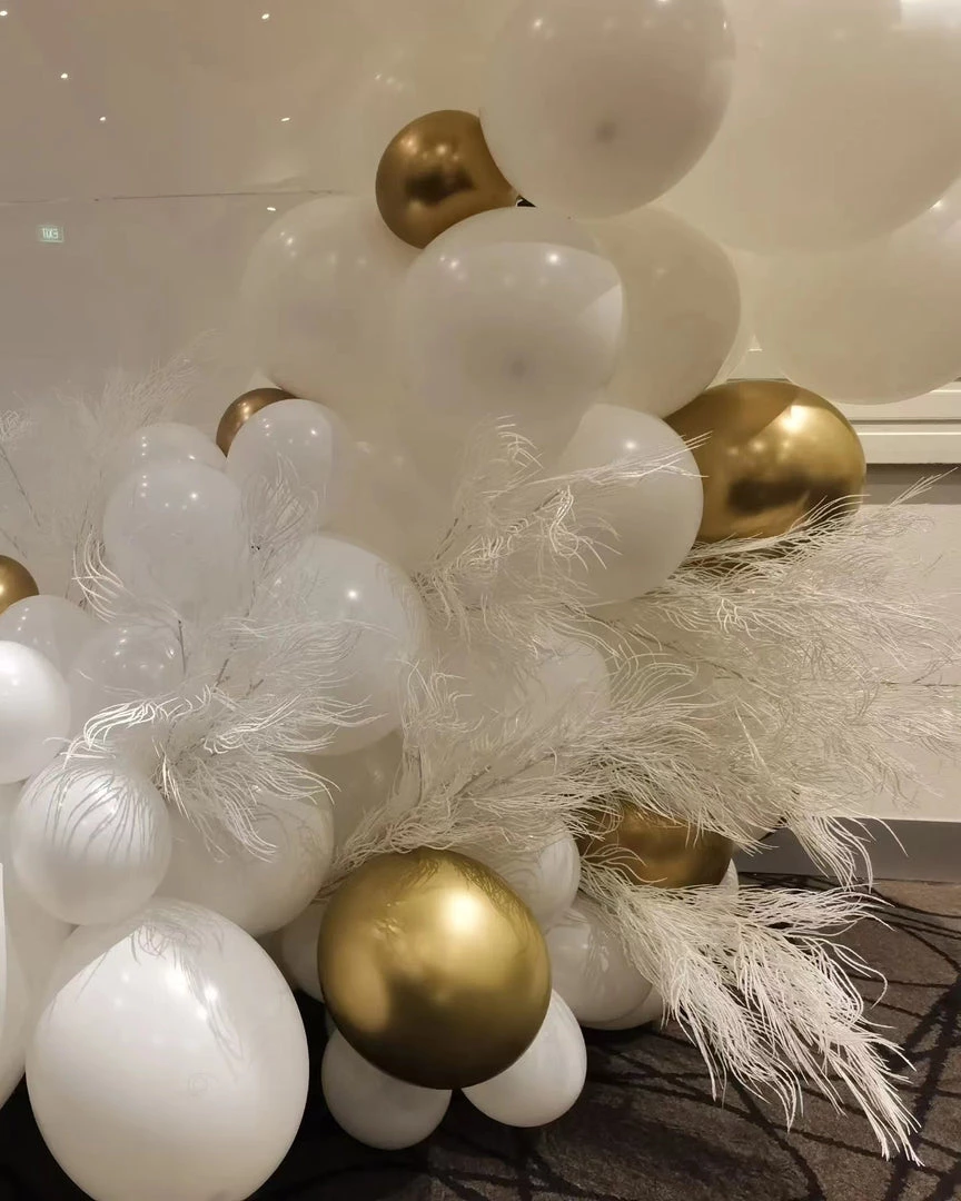Everything Party 50th Birthday Balloon Garland With 2m White Acrylic Board Balloons